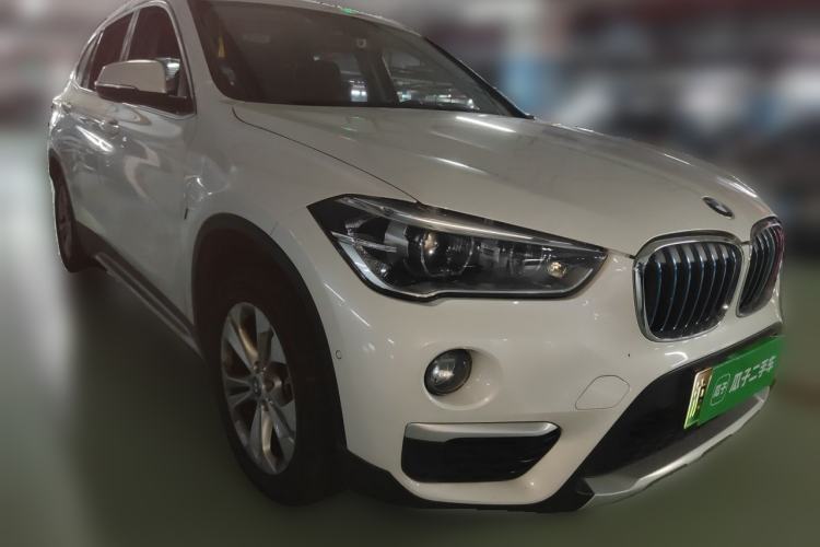 Used BMW X1 New Energy 2019 xDrive25Le Mileage Upgrade Version Front Right 45 Deg