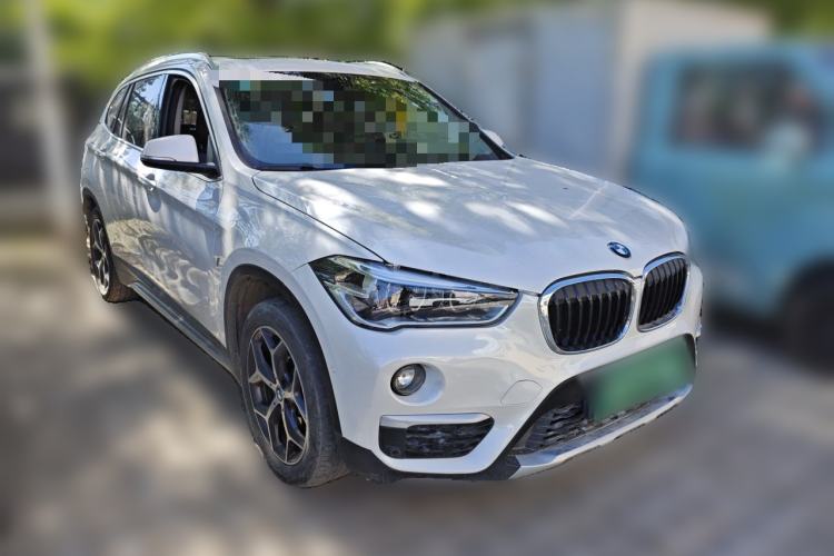 Used BMW X1 New Energy 2019 xDrive25Le Luxury Model Front Right 45 Deg