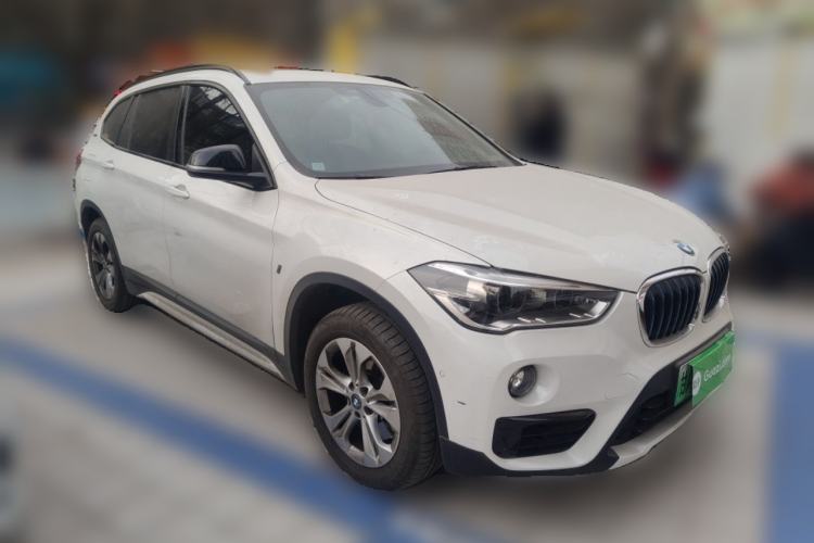 Used BMW X1 New Energy 2019 xDrive25Le Mileage Upgrade Version Front Right 45 Deg