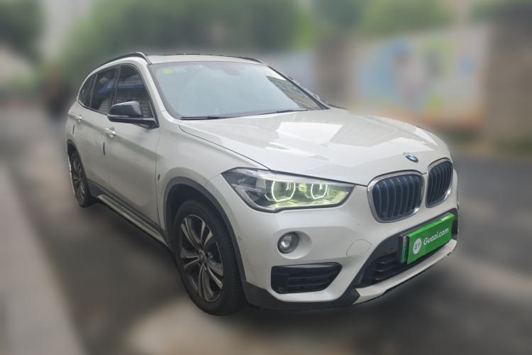 Used BMW X1 New Energy 2019 xDrive25Le Luxury Model Front Right 45 Deg