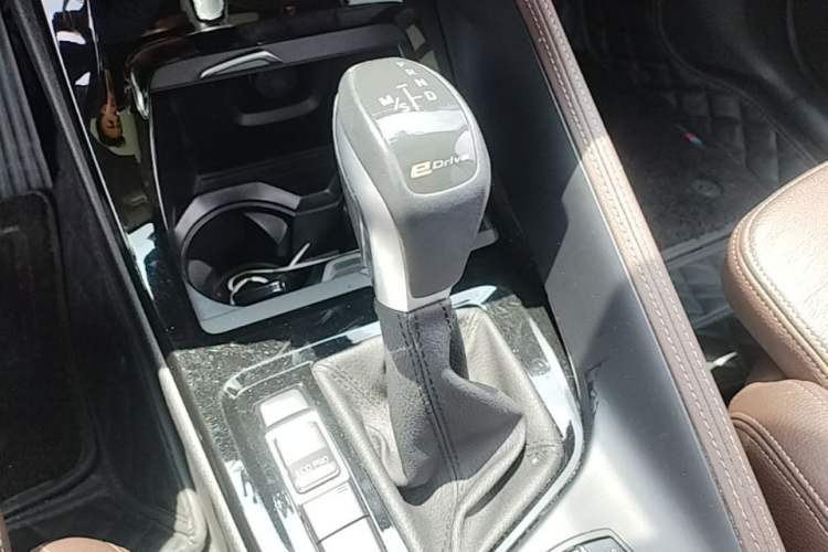 Used BMW X1 New Energy 2019 xDrive25Le Mileage Upgrade Version Gear Lever