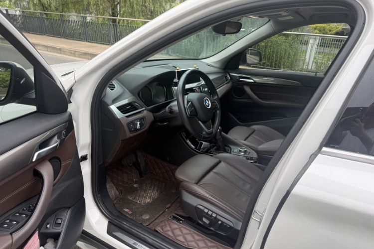 Used BMW X1 New Energy 2019 xDrive25Le Mileage Upgrade Version Interior 3