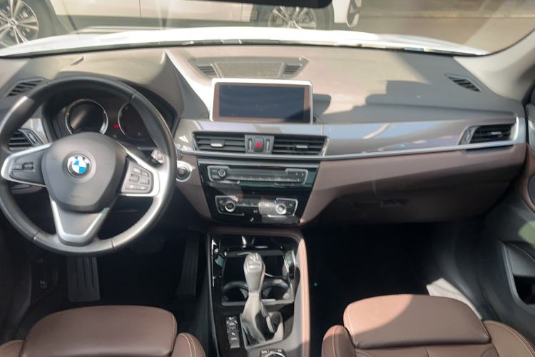Used BMW X1 New Energy 2019 xDrive25Le Mileage Upgrade Version Interior 3