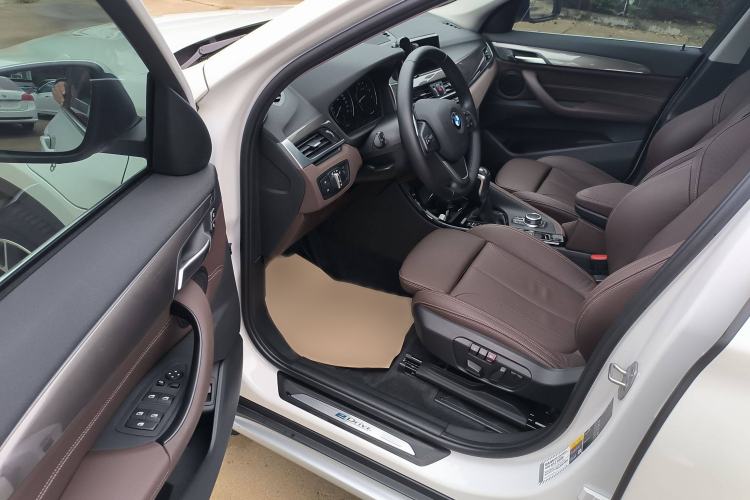 Used BMW X1 New Energy 2019 xDrive25Le Luxury Model Interior 7