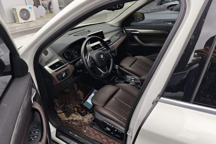 Used BMW X1 New Energy 2019 xDrive25Le Mileage Upgrade Version Left Front Seat
