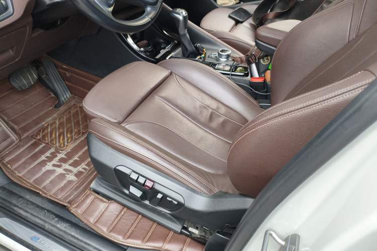 Used BMW X1 New Energy 2019 xDrive25Le Mileage Upgrade Version Left Front Seat