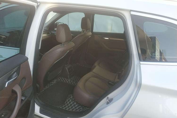 Used BMW X1 New Energy 2019 xDrive25Le Mileage Upgrade Version Left Rear Seat