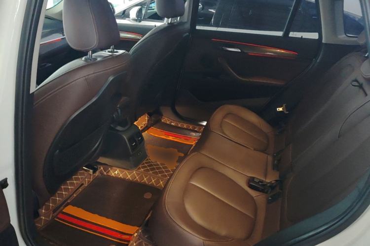 Used BMW X1 New Energy 2019 xDrive25Le Mileage Upgrade Version Left Rear Seat