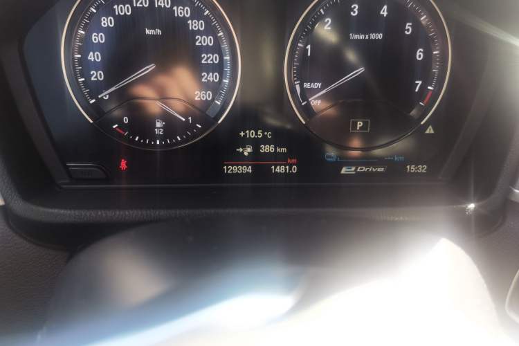 Used BMW X1 New Energy 2019 xDrive25Le Mileage Upgrade Version Odometer Close Up