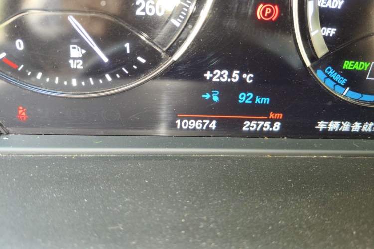 Used BMW X1 New Energy 2019 xDrive25Le Mileage Upgrade Version Odometer Close Up