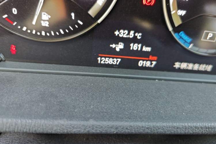 Used BMW X1 New Energy 2019 xDrive25Le Luxury Model Odometer Close Up