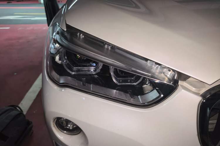 Used BMW X1 New Energy 2019 xDrive25Le Luxury Model Right Front Headlight