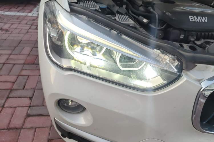 Used BMW X1 New Energy 2019 xDrive25Le Luxury Model Right Front Headlight