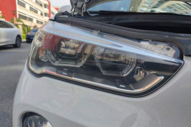 Used BMW X1 New Energy 2019 xDrive25Le Luxury Model Right Front Headlight
