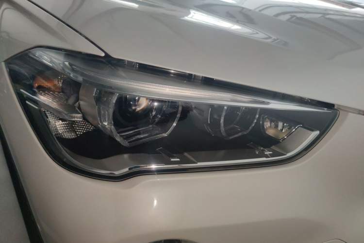 Used BMW X1 New Energy 2019 xDrive25Le Luxury Model Right Front Headlight