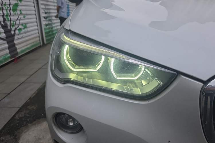 Used BMW X1 New Energy 2019 xDrive25Le Luxury Model Right Front Headlight