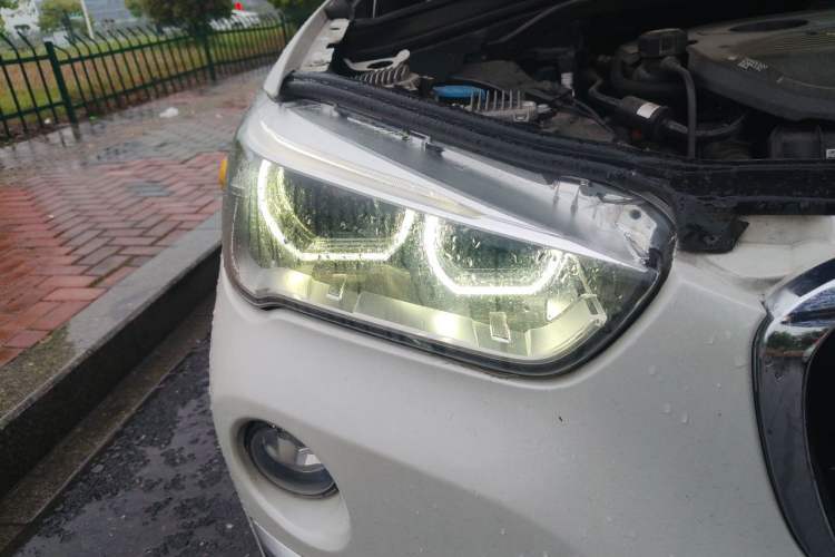 Used BMW X1 New Energy 2019 xDrive25Le Luxury Model Right Front Headlight
