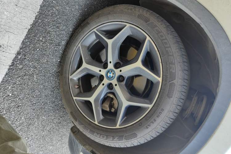 Used BMW X1 New Energy 2019 xDrive25Le Luxury Model Right Front Wheel Hub