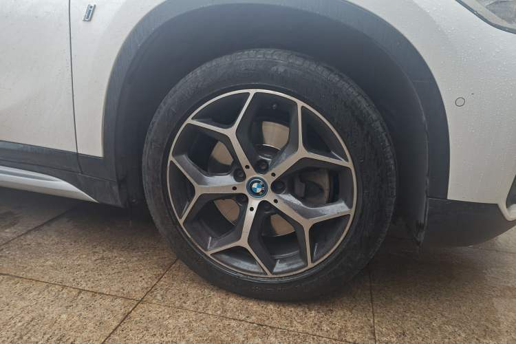 Used BMW X1 New Energy 2019 xDrive25Le Luxury Model Right Front Wheel Hub
