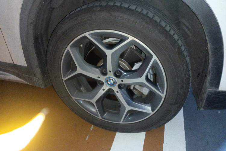 Used BMW X1 New Energy 2019 xDrive25Le Luxury Model Right Front Wheel Hub
