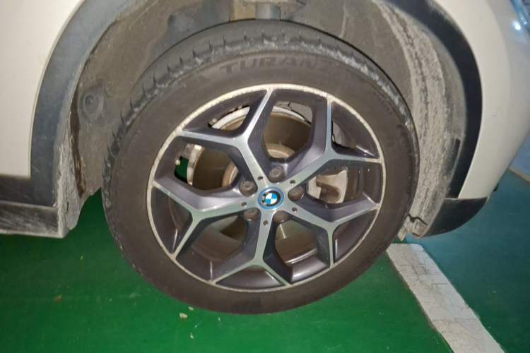 Used BMW X1 New Energy 2019 xDrive25Le Luxury Model Right Front Wheel Hub