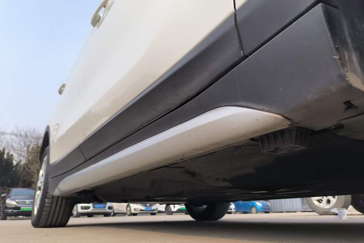 Used BMW X1 New Energy 2019 xDrive25Le Mileage Upgrade Version Right Side Sill