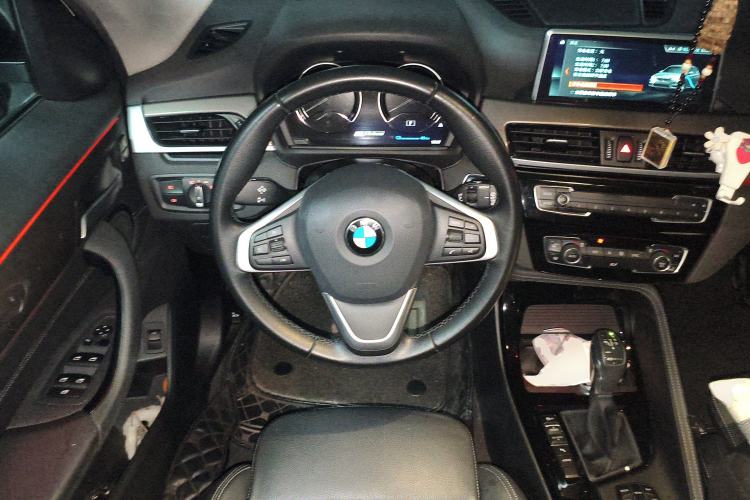 Used BMW X1 New Energy 2019 xDrive25Le Luxury Model Steering Wheel