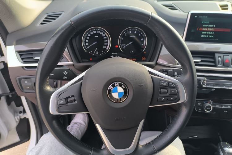 Used BMW X1 New Energy 2019 xDrive25Le Mileage Upgrade Version Steering Wheel