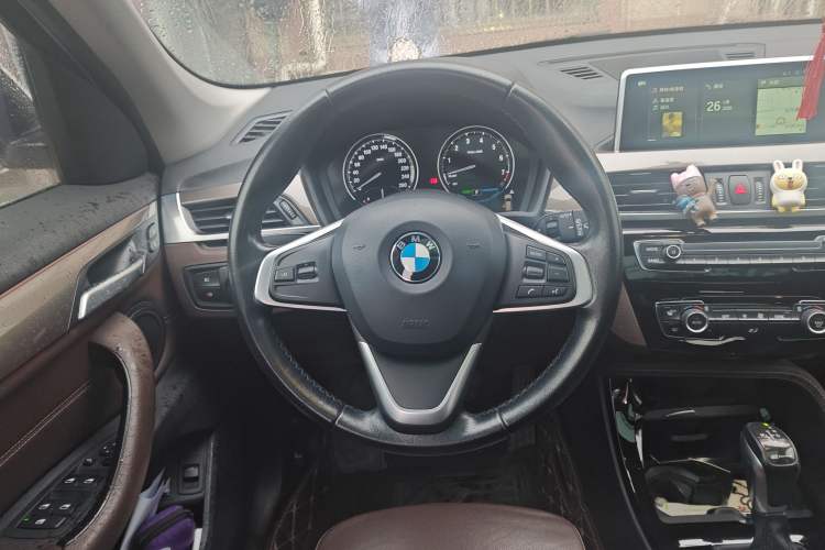 Used BMW X1 New Energy 2019 xDrive25Le Luxury Model Steering Wheel