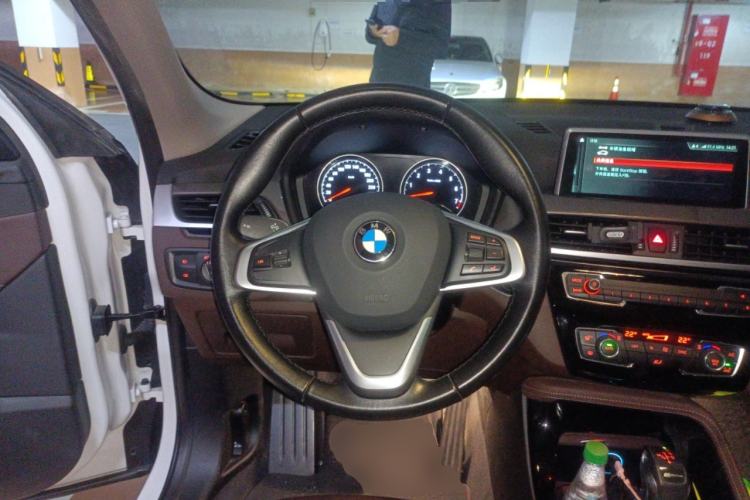 Used BMW X1 New Energy 2019 xDrive25Le Luxury Model Steering Wheel