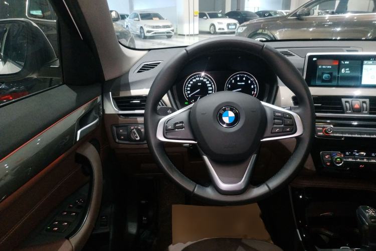 Used BMW X1 New Energy 2019 xDrive25Le Luxury Model Steering Wheel