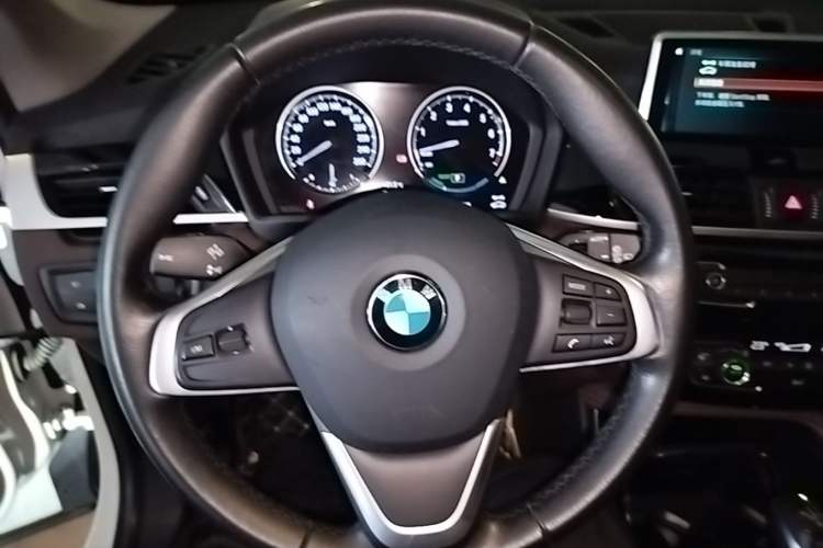 Used BMW X1 New Energy 2019 xDrive25Le Mileage Upgrade Version Steering Wheel