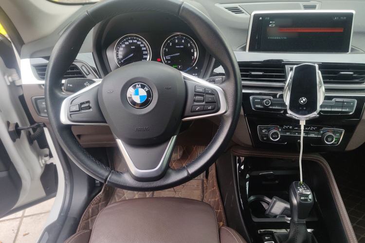 Used BMW X1 New Energy 2019 xDrive25Le Mileage Upgrade Version Steering Wheel