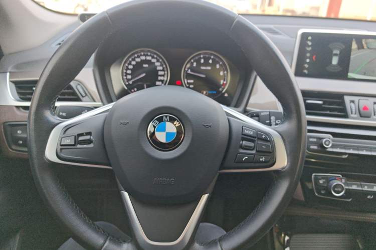 Used BMW X1 New Energy 2019 xDrive25Le Luxury Model Steering Wheel