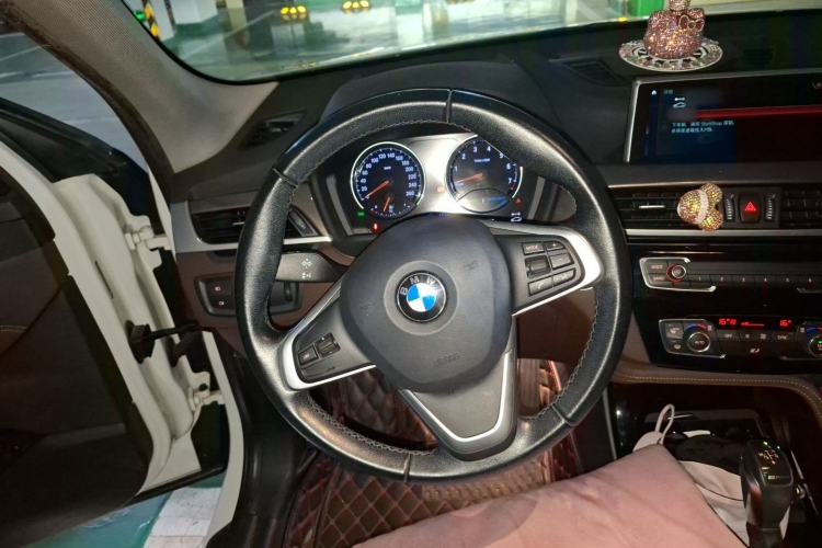 Used BMW X1 New Energy 2019 xDrive25Le Luxury Model Steering Wheel