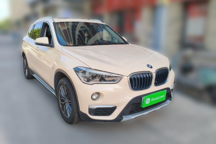 Used BMW X1 New Energy 2019 xDrive25Le Mileage Upgrade Version Front Right 45 Deg
