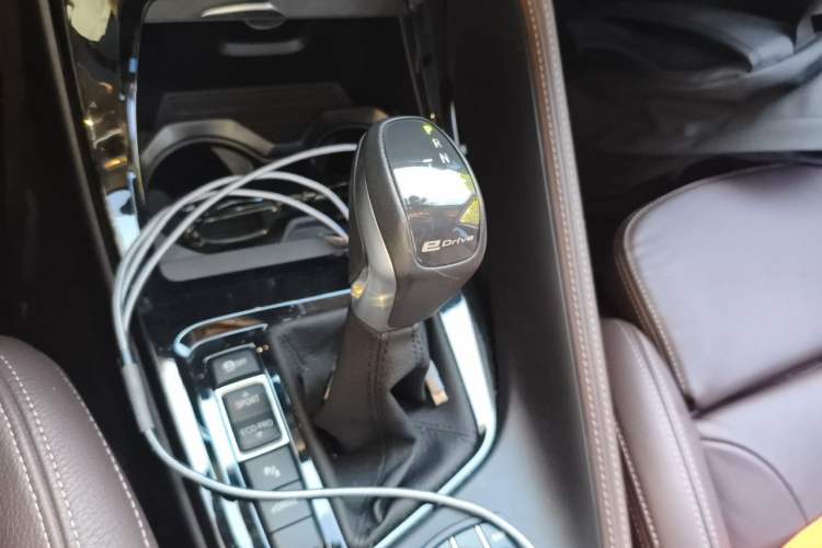 Used BMW X1 New Energy 2019 xDrive25Le Mileage Upgrade Version Gear Lever