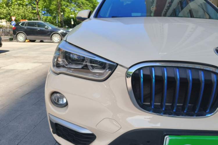 Used BMW X1 New Energy 2019 xDrive25Le Mileage Upgrade Version Right Front Headlight