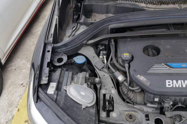 Used BMW X1 New Energy 2020 xDrive30Le Premium Edition Engine Bay Right