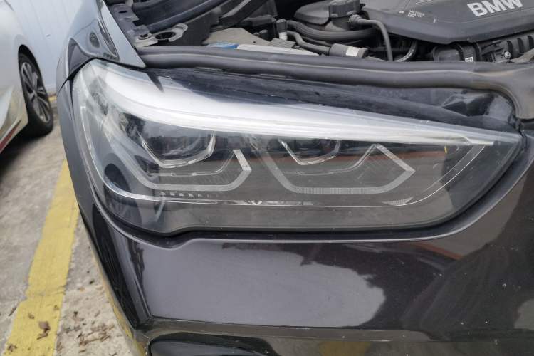Used BMW X1 New Energy 2020 xDrive30Le Premium Edition Right Front Headlight
