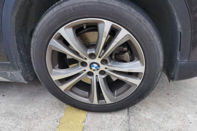 Used BMW X1 New Energy 2020 xDrive30Le Premium Edition Right Front Wheel Hub