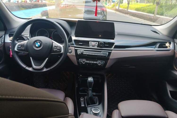 Used BMW X1 New Energy 2020 xDrive30Le Premium Edition Center Console