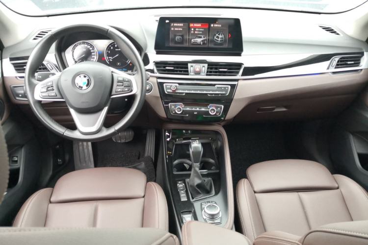 Used BMW X1 New Energy 2020 xDrive30Le Premium Edition Center Console