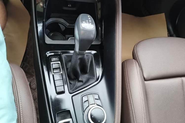 Used BMW X1 New Energy 2020 xDrive30Le Premium Edition Gear Lever