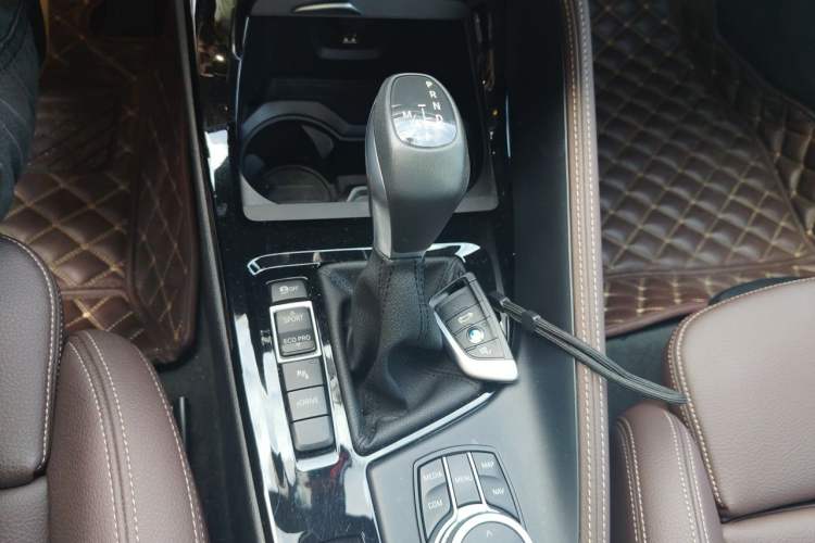Used BMW X1 New Energy 2020 xDrive30Le Premium Edition Gear Lever