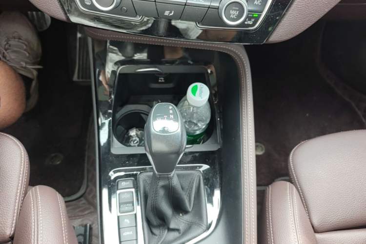 Used BMW X1 New Energy 2020 xDrive30Le Premium Edition Gear Lever
