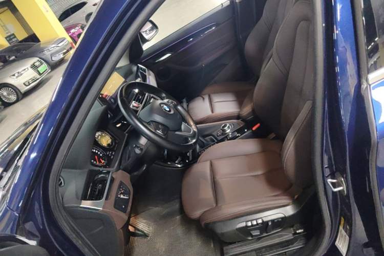 Used BMW X1 New Energy 2020 xDrive30Le Premium Edition Left Front Seat