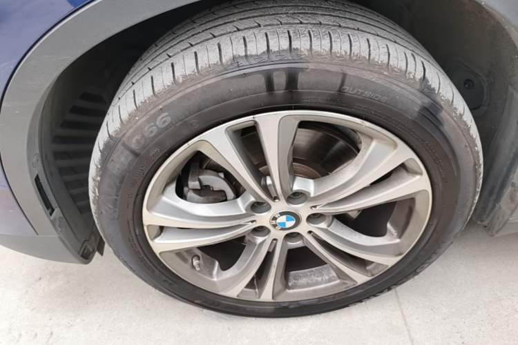 Used BMW X1 New Energy 2020 xDrive30Le Premium Edition Left Front Wheel Hub