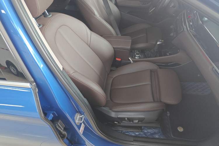Used BMW X1 New Energy 2020 xDrive30Le Premium Edition Right Front Seat