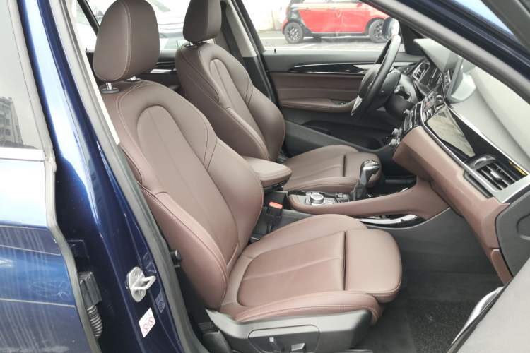 Used BMW X1 New Energy 2020 xDrive30Le Premium Edition Right Front Seat